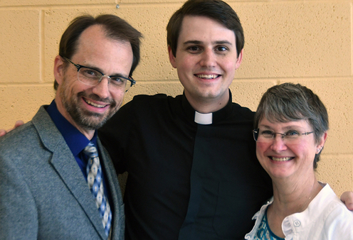 Kevin Cummings with son Fr. Evan and wife Kit